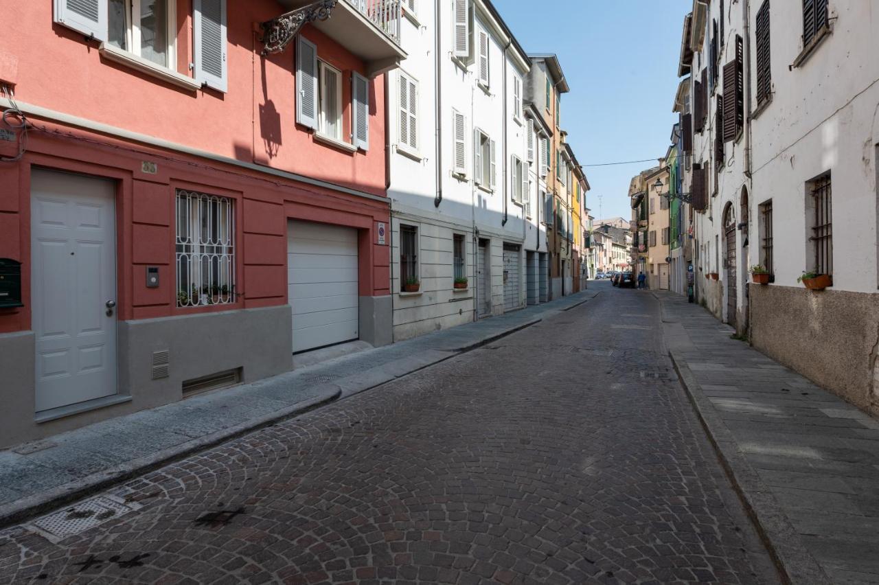 Oltretorrente Ampio Con Balconi * Parma